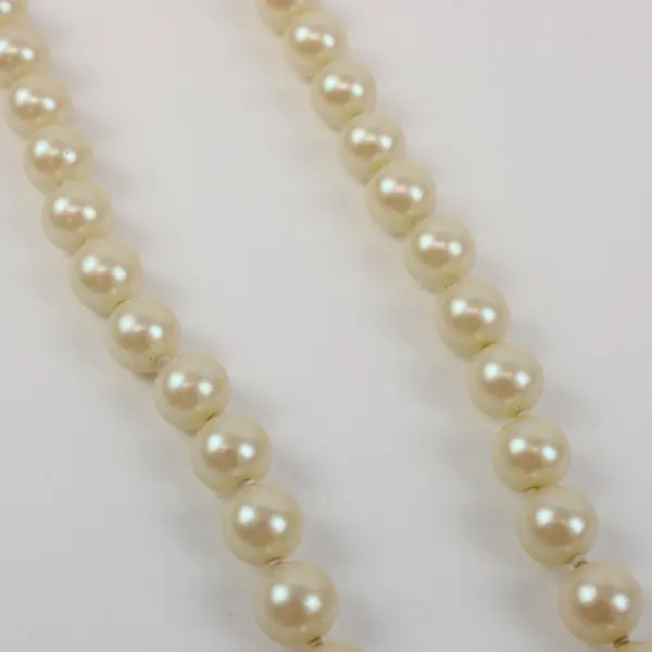 Cream Faux Pearl Necklace Silver Tone Clear Stone Cluster 18 in