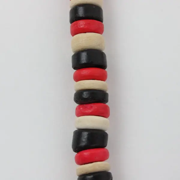 Red White Black Flat Disc Beaded Necklace 18in Fashion Jewelry
