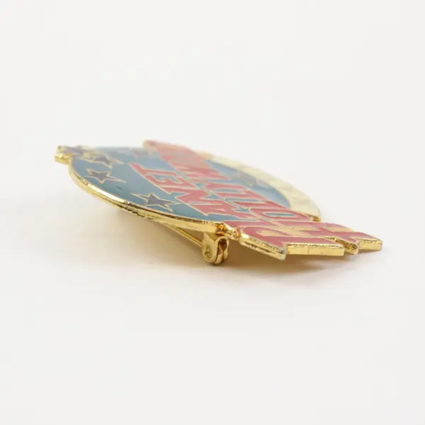 Planet Hollywood Maui Hawaii Enamel Lapel Pin Souvenir Collectible