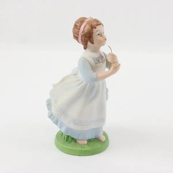 Vintage Avon 1982 Barefoot Girl Porcelain Figurine Collectible