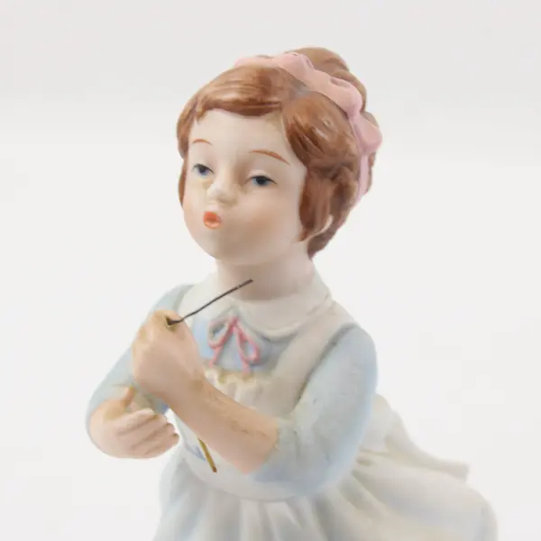 Vintage Avon 1982 Barefoot Girl Porcelain Figurine Collectible