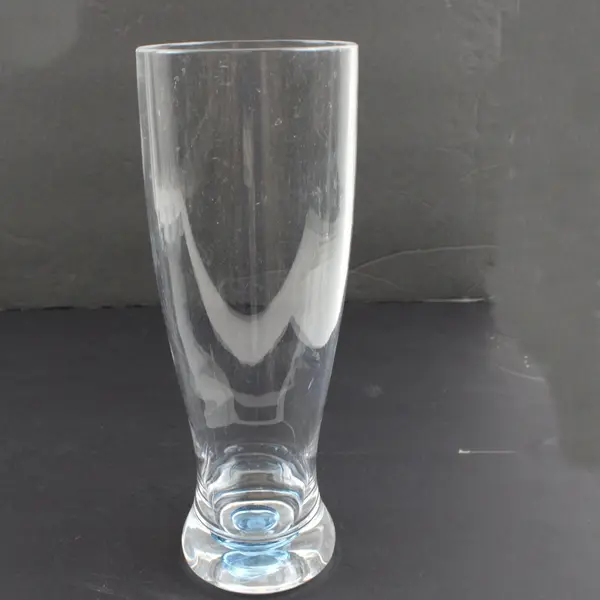 Set of 4 Clear Glass Pilsner Beer Glasses 8.5in Tall