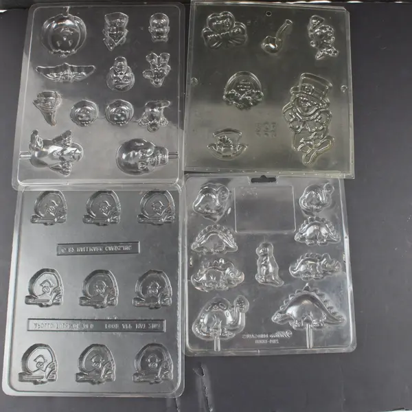 Lot of 4 Wilton Plastic Candy Molds MPN 2114-8888 Dino Halloween Apple