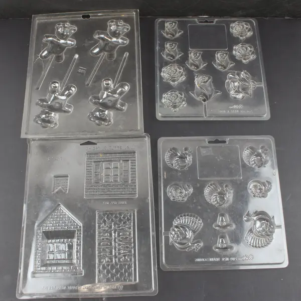 Lot of 4 Wilton Plastic Candy Molds: Thanksgiving, Houses, Bears & Rose Buds 