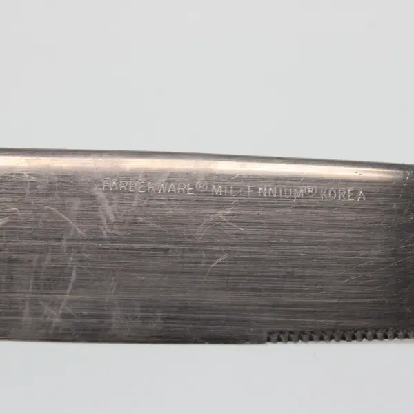 Farberware Stainless Steel Dinner Knife 9 Inch Flatware