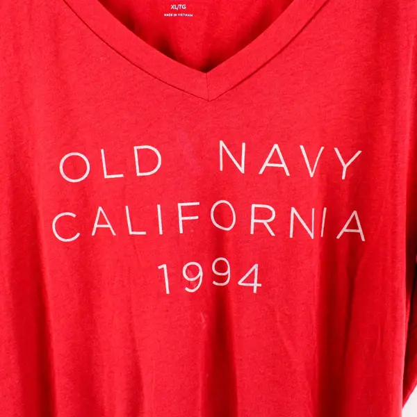 Old Navy Red V-Neck T-Shirt Womens XL "Old Navy California 1994"