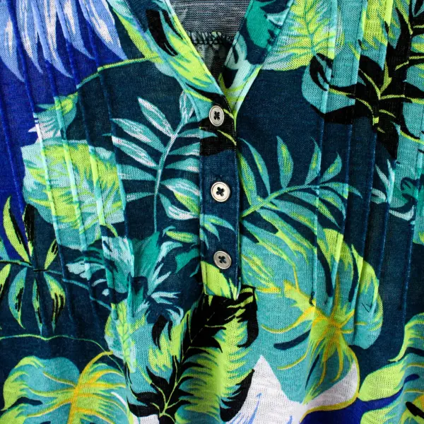 Notations Women's Large Sleeveless V-Neck Blue Green Leaf Blouse