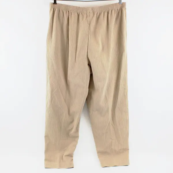 Blair Women's Beige Pull-On Tapered Pants 18 Petite 55% Cotton 45% Polyester