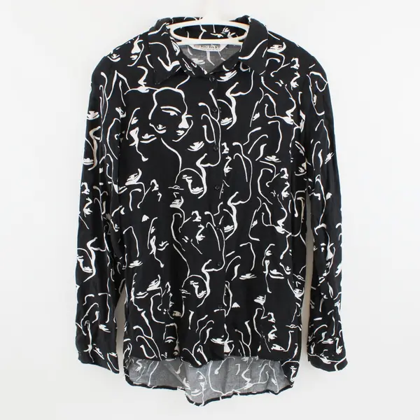 Big Dart Women's Blouse Black White Abstract Faces Button Up Size M