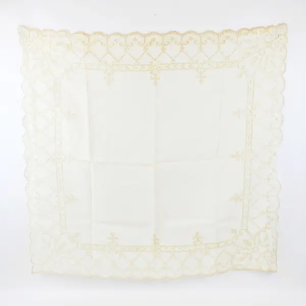 5 Pc Off-White Cutwork Tablecloth & Napkin Set 34x34 FLAWED