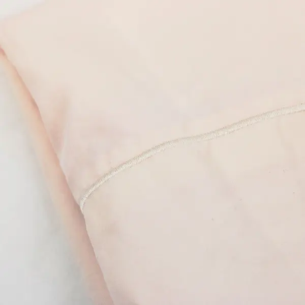 Set of 2 Wamsutta Pale Pink Cotton Queen Size Pillowcases Bedding