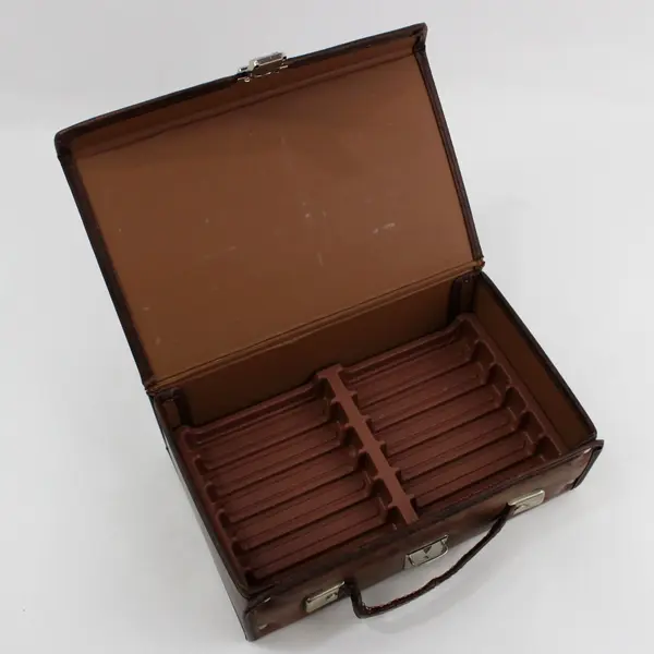 Vintage Service Mfg Brown Vinyl Cassette Case Holds 12 Tapes