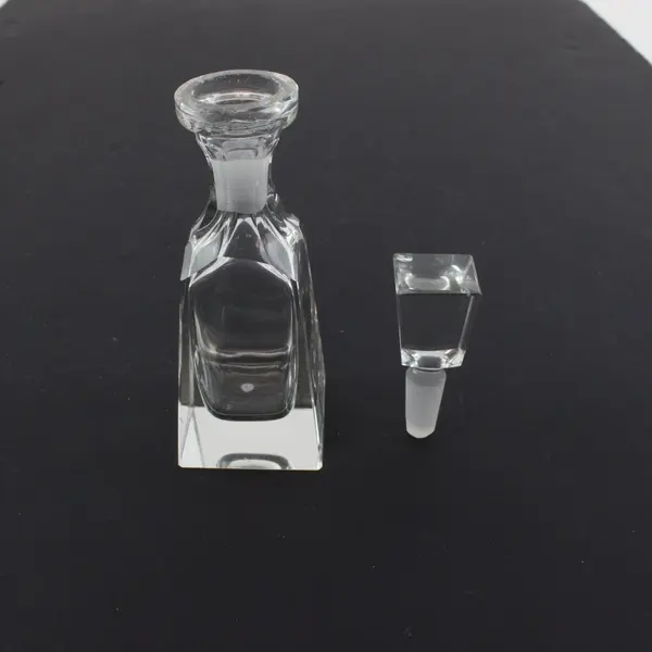 Crystal Glass Perfume Bottle Decanter Faceted Stopper 5.5 Inch