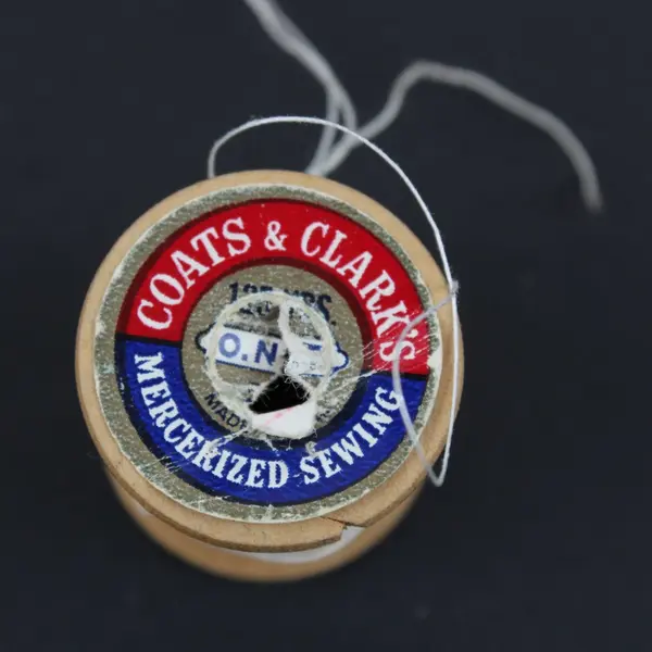 Lot of 5 White Sewing Thread Spools Coats & Clark's Belding Corticelli