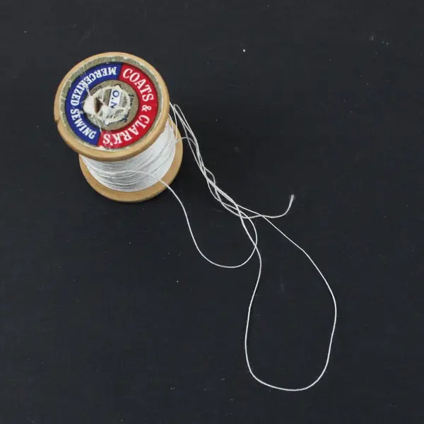 Lot of 5 White Sewing Thread Spools Coats & Clark's Belding Corticelli