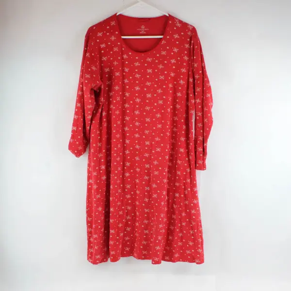 Lands' End Women's Petite XL 18 Red Snowflake Print Nightgown