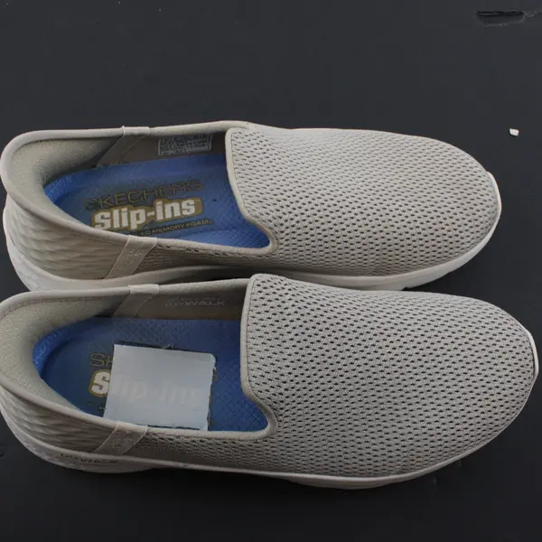 Skechers Women's Mesh Slip-On Sneakers Size 9 Beige Taupe