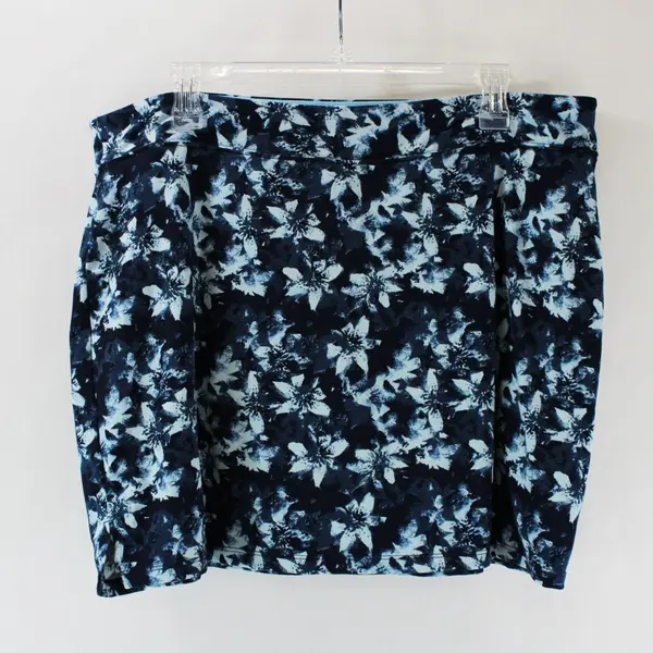 Tranquility by Colorado Clothing Women's XXL Blue Floral Skort