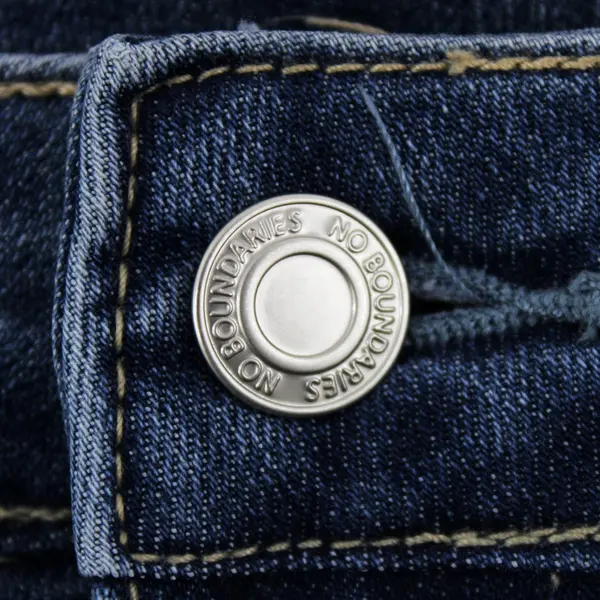 No Boundaries Women's Flare Jeans Medium Wash Size 4
