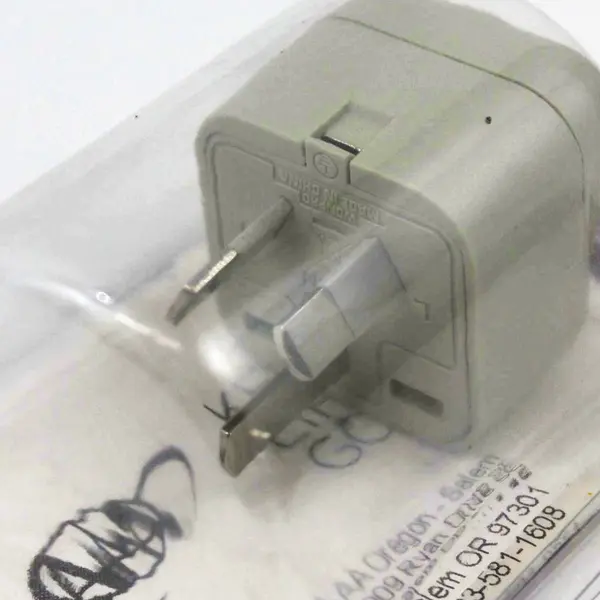 Voltage Valet GUC Grounded Adapter Plug Australia/China Travel