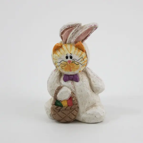 Eddie Walker Midwest of Cannon Falls Easter Bunny Figurine Basket Eggs
