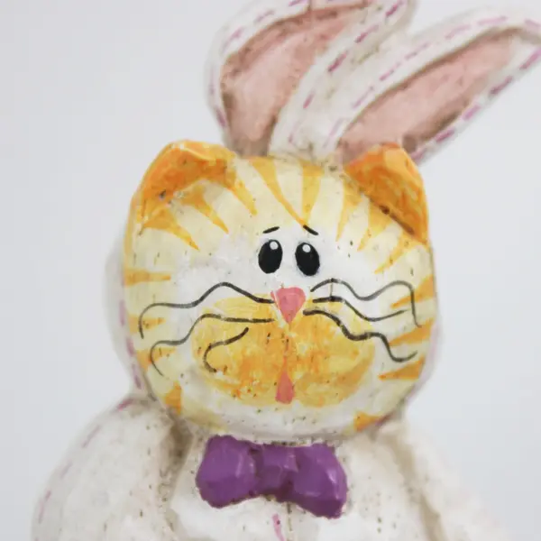 Eddie Walker Midwest of Cannon Falls Easter Bunny Figurine Basket Eggs