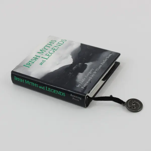 Running Press Miniature Edition Irish Myths and Legends Lady Gregory W.B. Yeats
