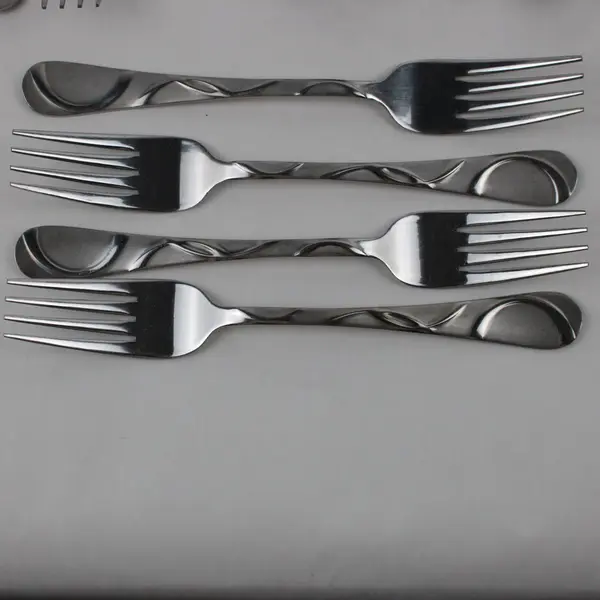 Lot of 4 Pfaltzgraff Garland Frost Pattern Stainless 5-Piece Place Setting Good