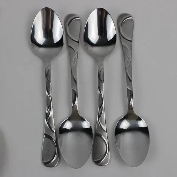 Lot of 4 Pfaltzgraff Garland Frost Pattern Stainless 5-Piece Place Setting Good