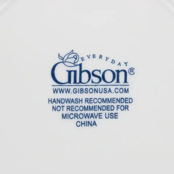 Set of 6 Gibson Christmas Trees Holly Garland Plates 7.5 in