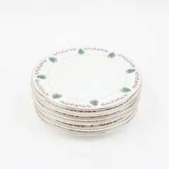 Gibson Everyday Holiday Christmas Tree Holly Plates Set of 6 6.25in