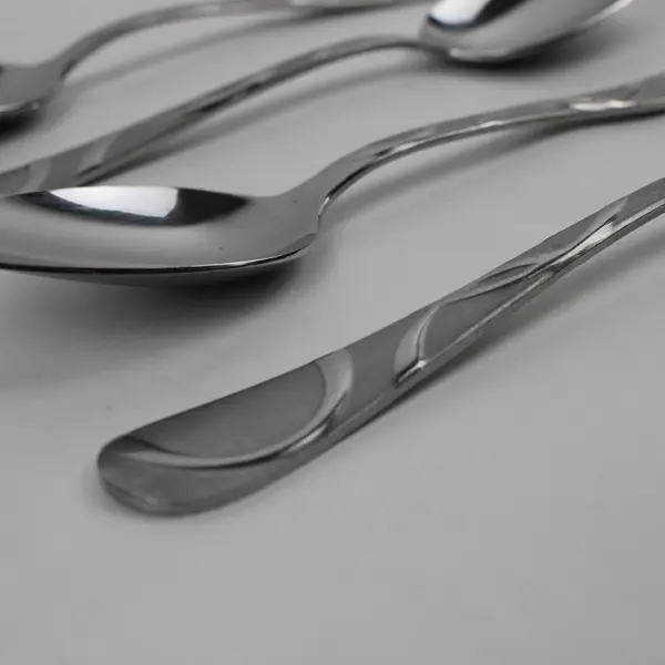 Lot of 4 Pfaltzgraff Garland Frost Pattern Oval Soup Spoons 7.5" Long Good