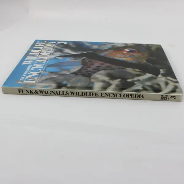 VTG Funk & Wagnalls Wildlife Encyclopedia Vol 3 Hardcover BOB - CAR 1974 Good