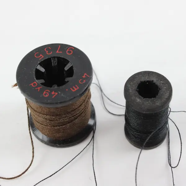 Lot of 6 Assorted Sewing Thread Spools Includes Coats & Clark Multicolor
