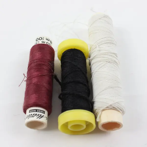 Lot of 7 Sewing Thread Spools Craft Supplies Pre-Owned