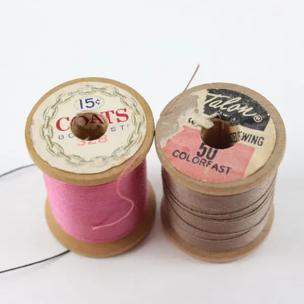 Lot of 7 Assorted Sewing Thread Spools Gutermann Coats Talon Dual Duty Plus