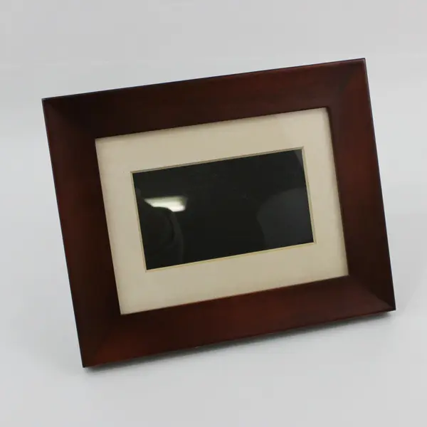 Philips 7" Home Essentials Digital Photoframe SPF3407D/G7 Brown Wood LCD