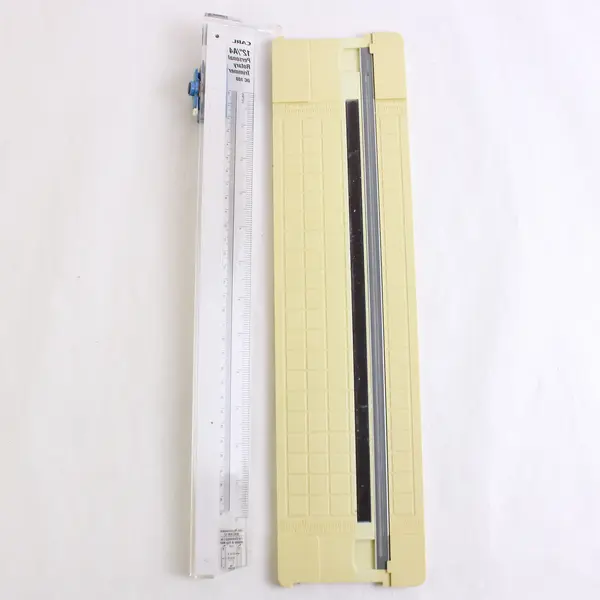 Carl DC-100 12-Inch A4 Personal Rotary Paper Trimmer