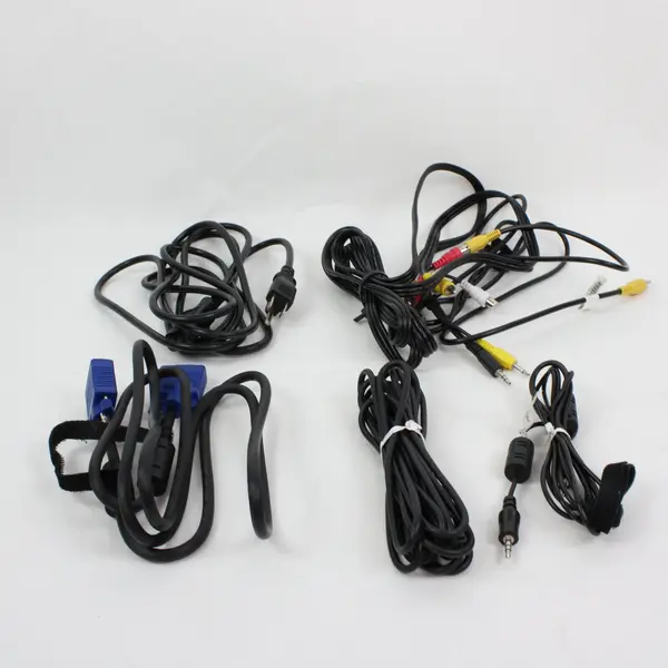 Optoma EP739 Multimedia DVD Video Projector Carrying Case Cords