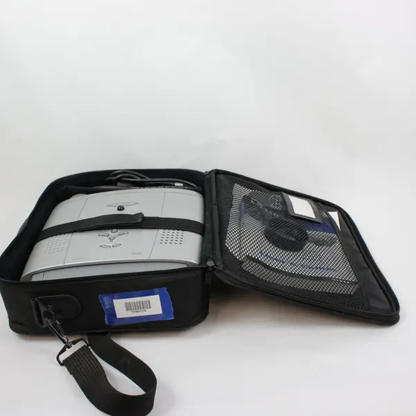 InFocus LS110 Multimedia Data Projector Case Cords Remote Manual