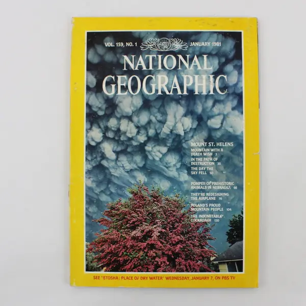 VTG National Geographic Magazine January 1981 Featuring Mount St Helens Eruption