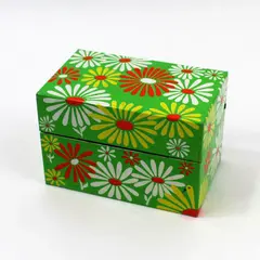 Syndicate Mfg Flower Power Floral Daisy Recipe Box Green Retro Metal