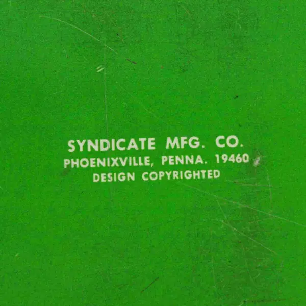 Syndicate Mfg Flower Power Floral Daisy Recipe Box Green Retro Metal