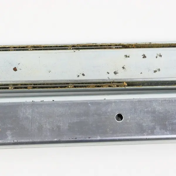 KV 1129 21.25" Center-Mount Metal Drawer Slide Hardware
