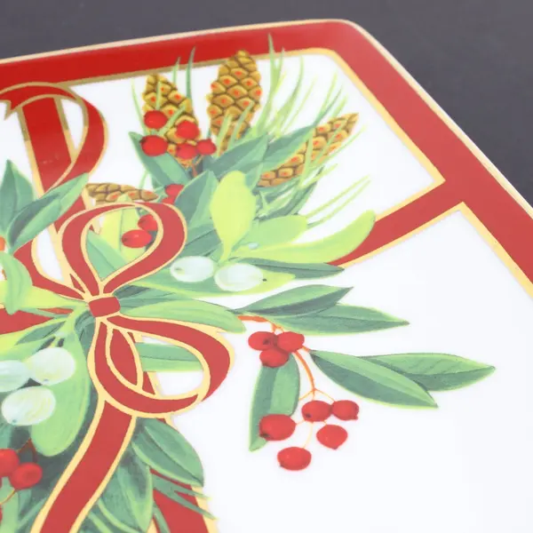 Harry & David 2004 Holly Ribbon Square Platters Set of 2 12"
