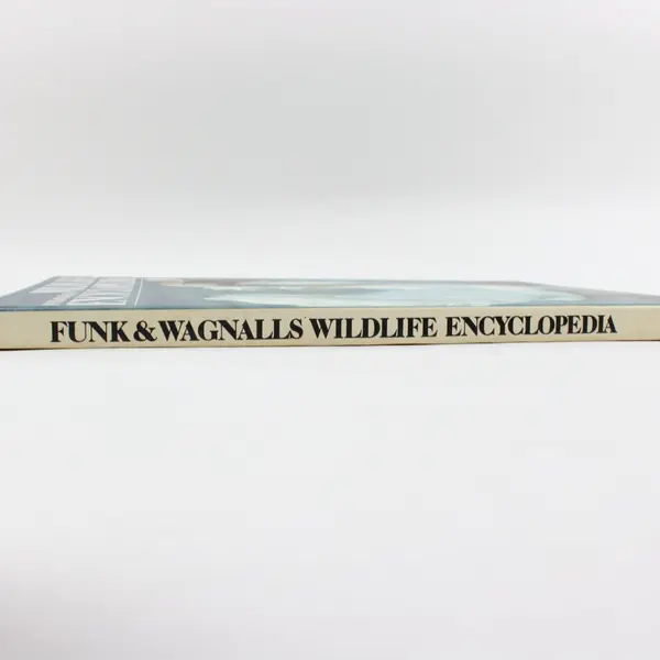Vintage Funk & Wagnalls Wildlife Encyclopedia Vol 19 Hardcover 1974