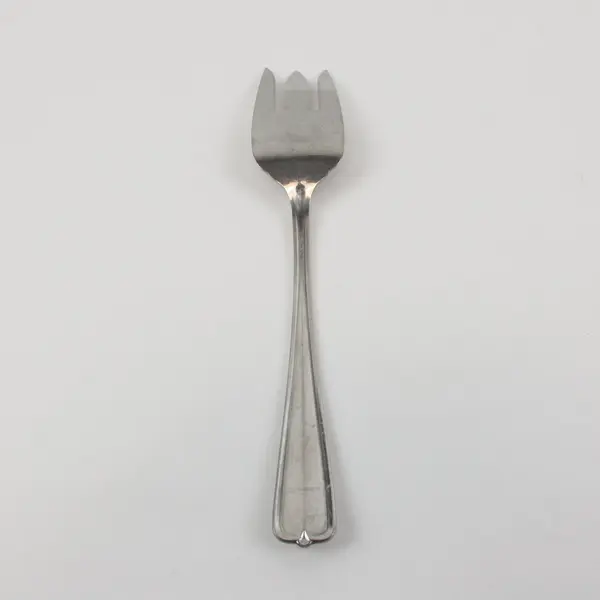 Oneida Gala-Impulse Stainless Steel Medium Solid Cold Meat Serving Fork