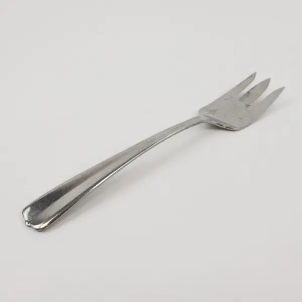 Oneida Gala-Impulse Stainless Steel Medium Solid Cold Meat Serving Fork