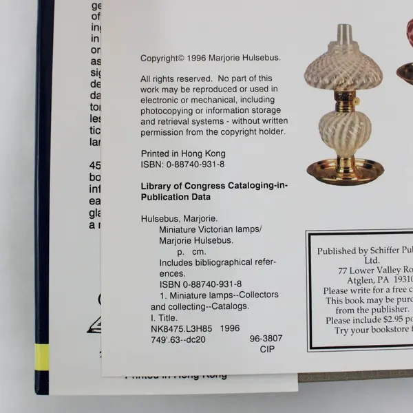 Miniature Victorian Lamps Marjorie Hulsebus 1996 HC DJ Book For Collectors