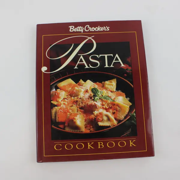 Vintage Betty Crocker's Pasta Cookbook 1995 1st Edition Hardcover DJ Good
